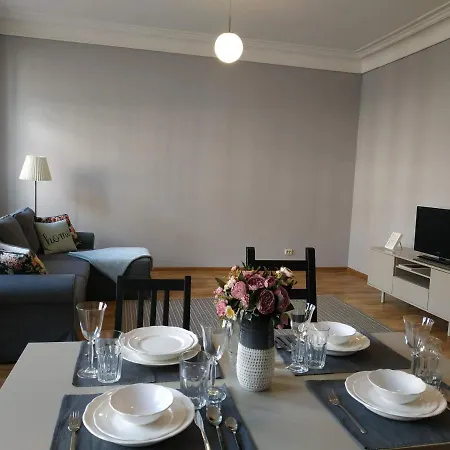 Apartment Romantic In The Center Of *
